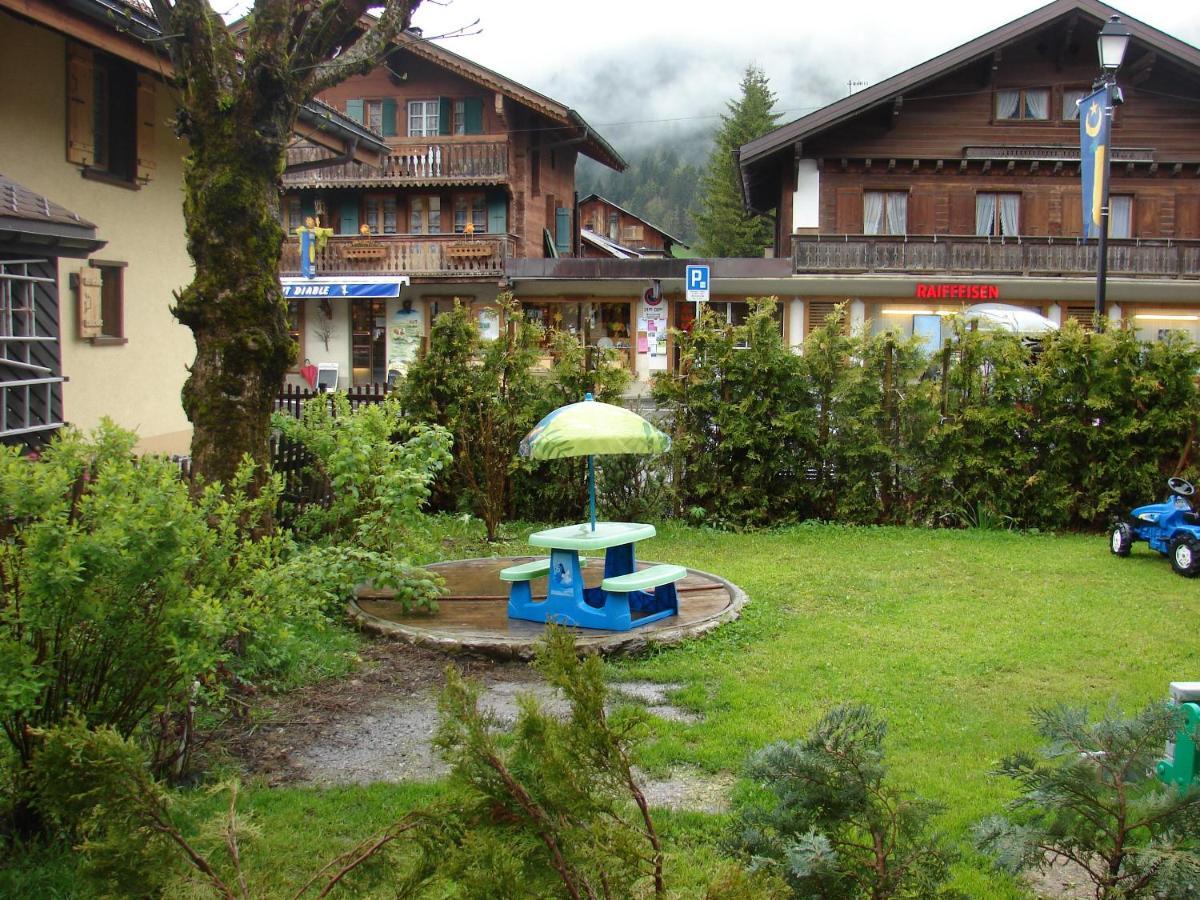 Auberge De La Poste Les Diablerets Exterior photo